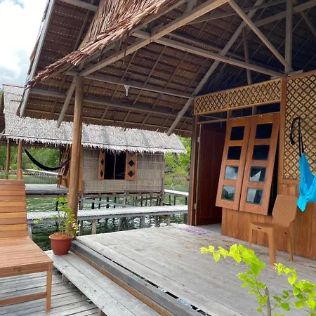 Indos Homestay-Raja Ampat Besir Exterior photo