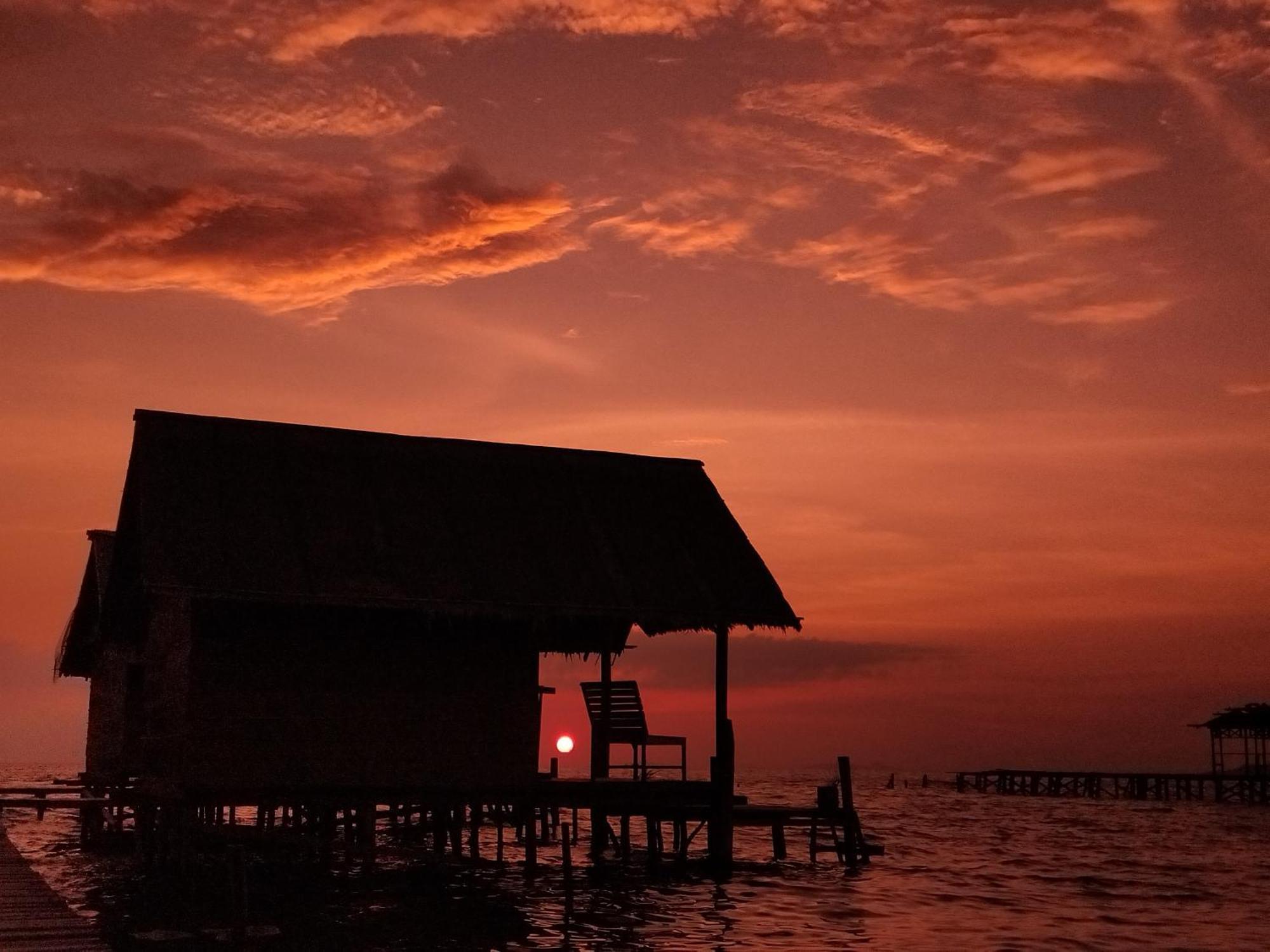 Indos Homestay-raja Ampat Holiday home *