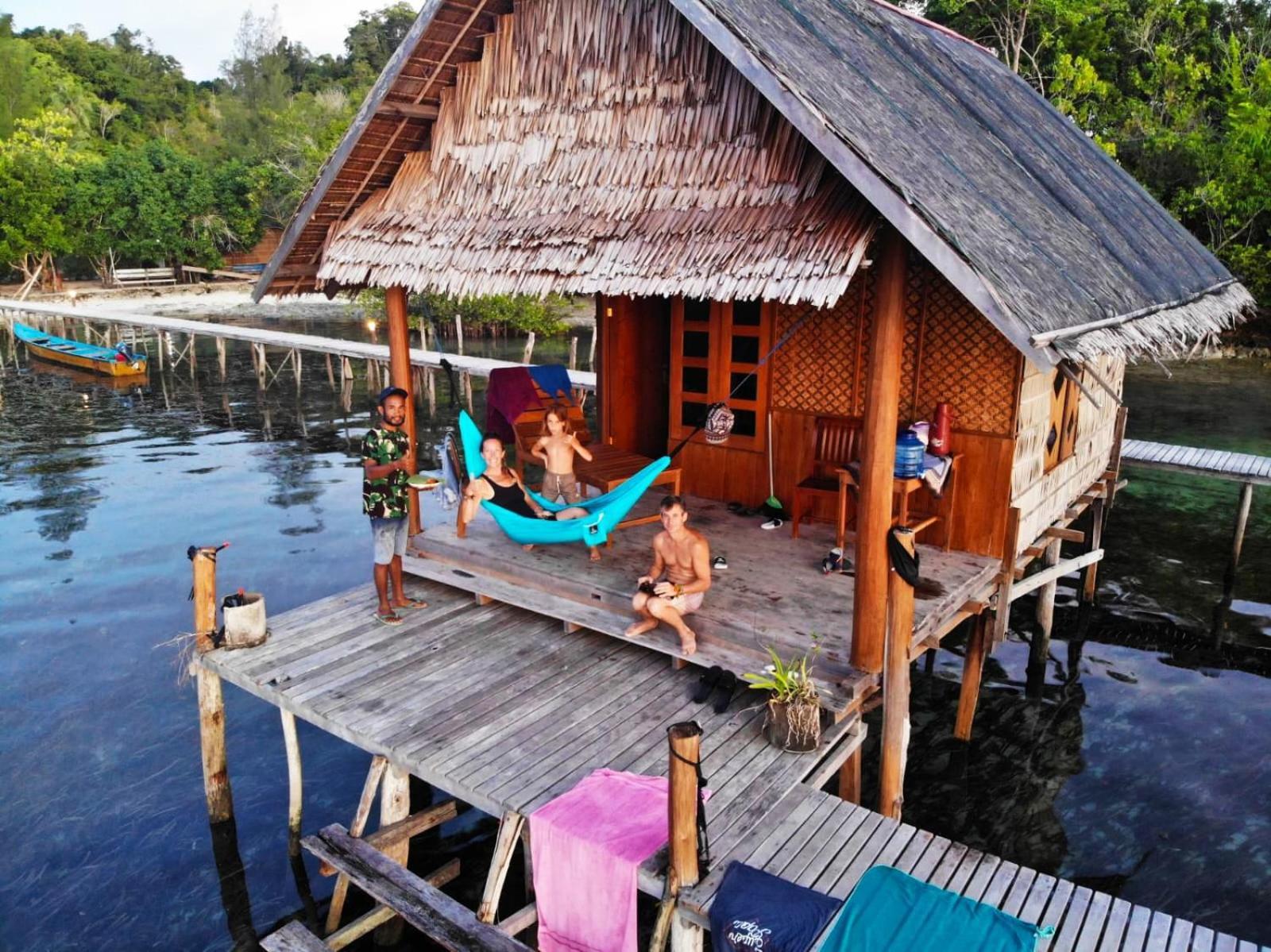 Indos Homestay-raja Ampat Besir