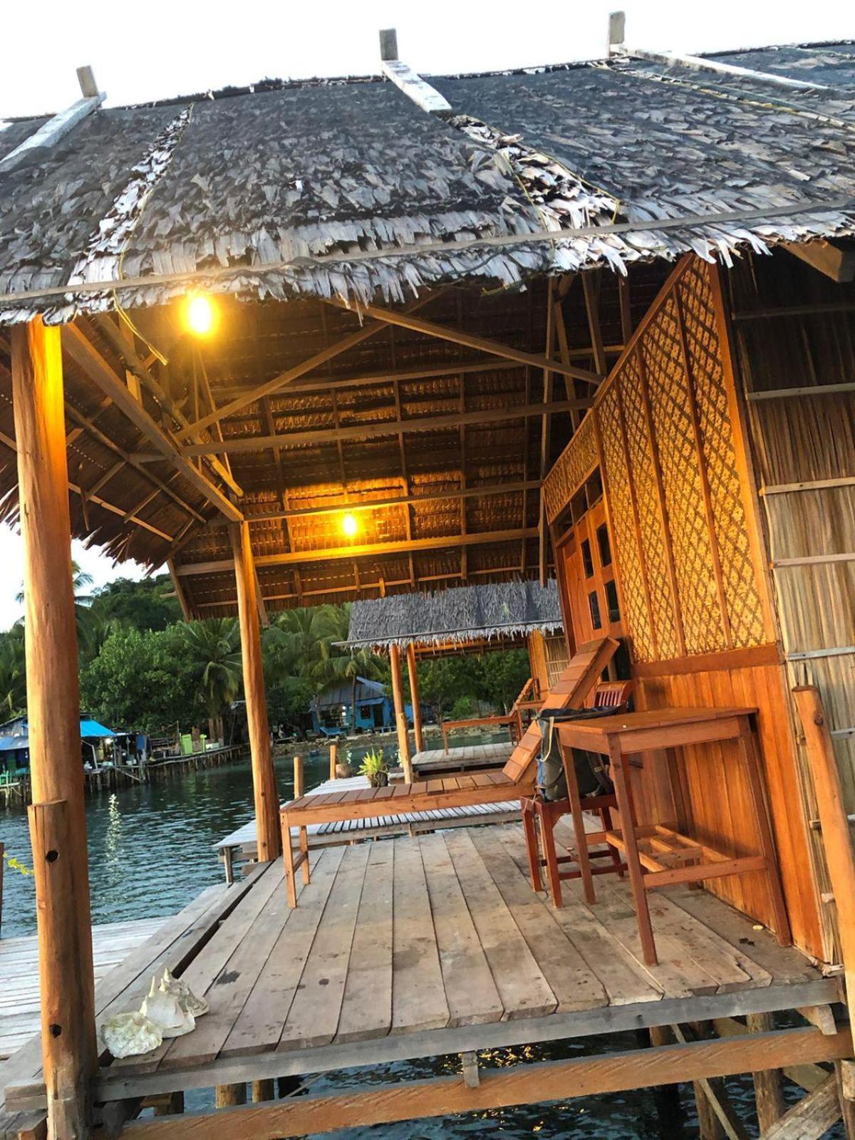 Indos Homestay-raja Ampat Holiday home *